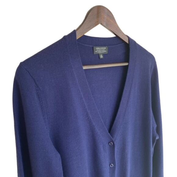 Lord & Taylor Navy V-Neck Cardigan Sweater - 0X - Picture 4 of 5